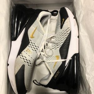 Air Max 270